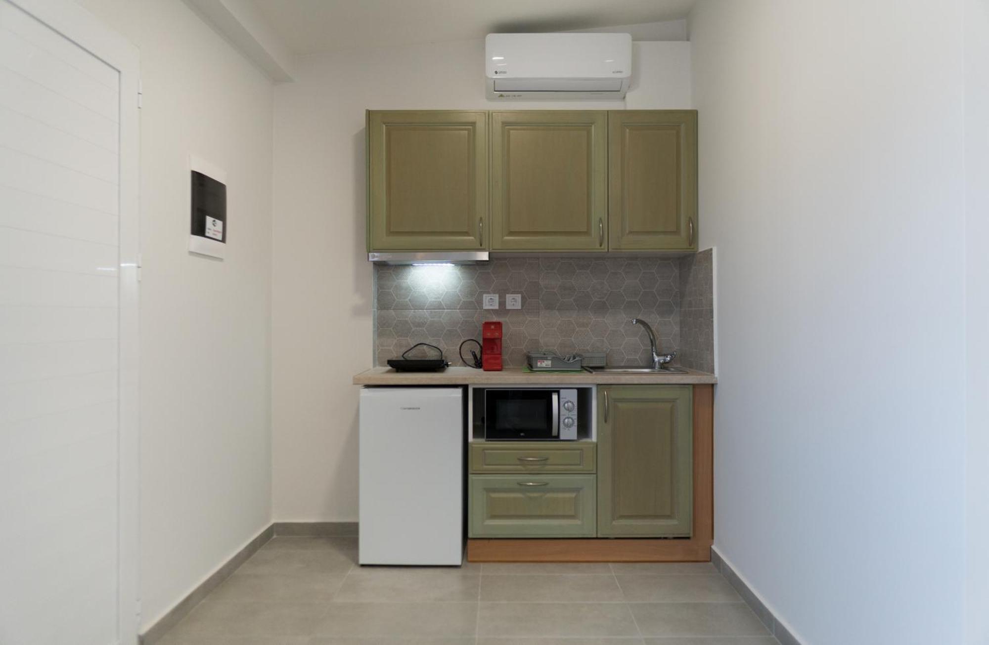 Dion Apartments Лаганас Экстерьер фото